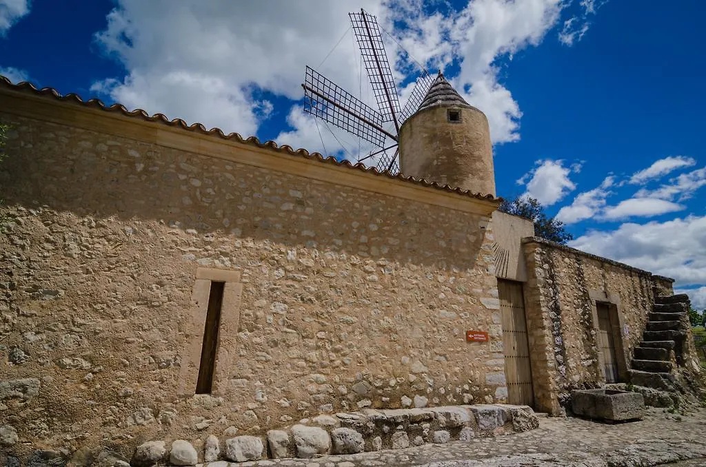 Embat - Hostel Montuiri